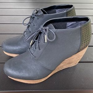 Women’s Dr. Scholl’s Hype Ankle Bootie Size 10